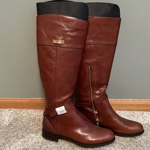 Coach  never worm boot